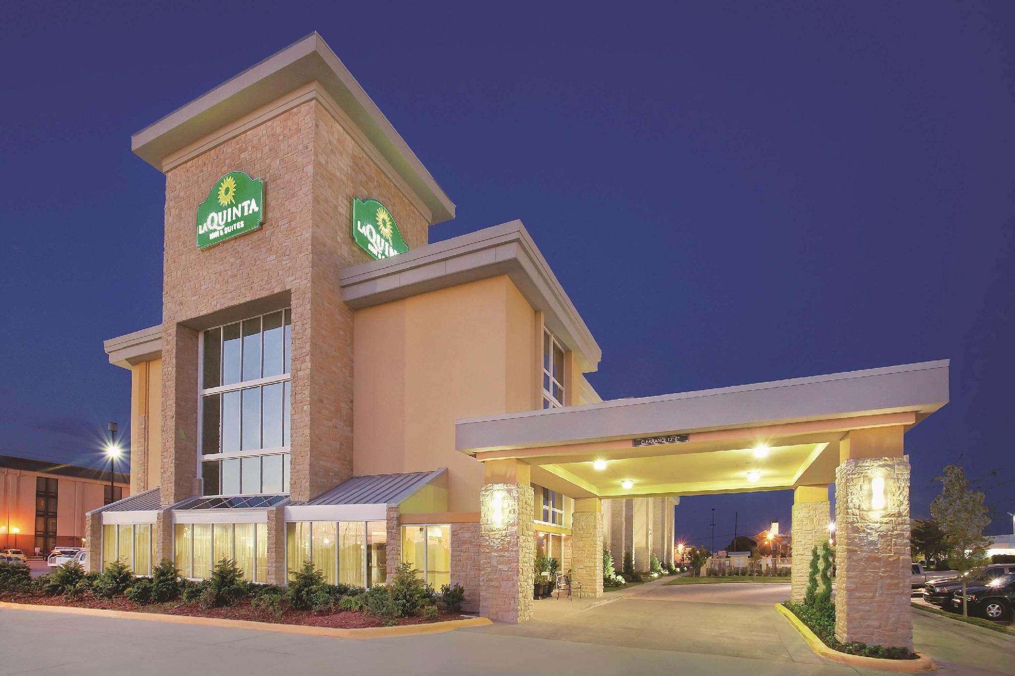 La Quinta By Wyndham Dallas I-35 Walnut Hill Ln Exterior photo